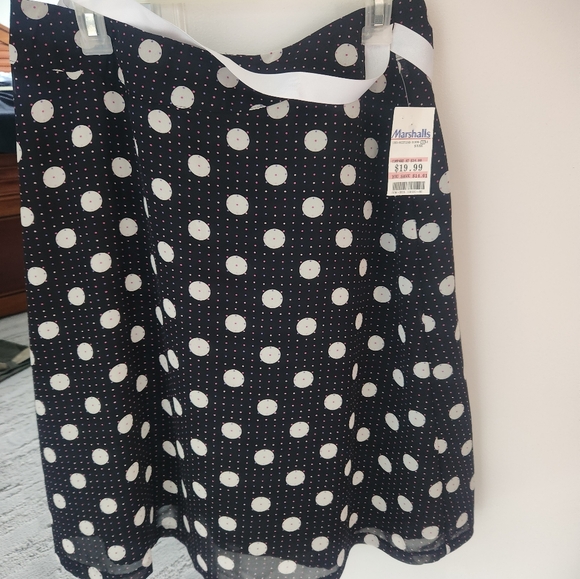 Qty 3- size 12 skirts - Picture 2 of 2